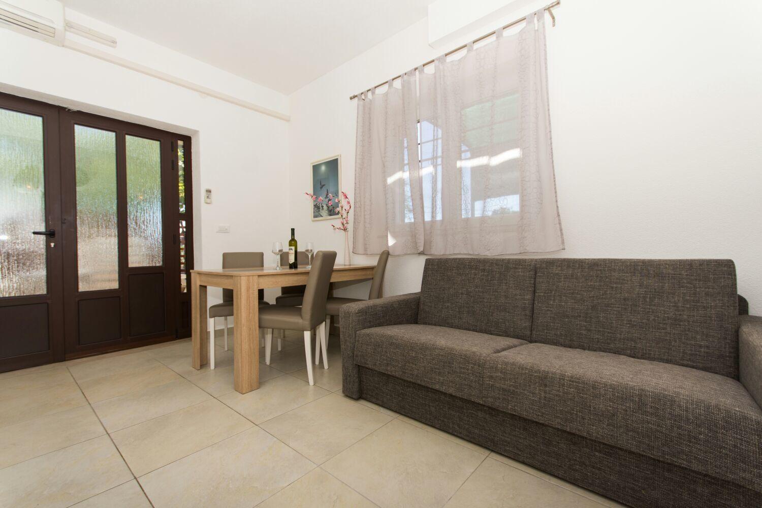 Apartment Bareta Trogir Exterior photo